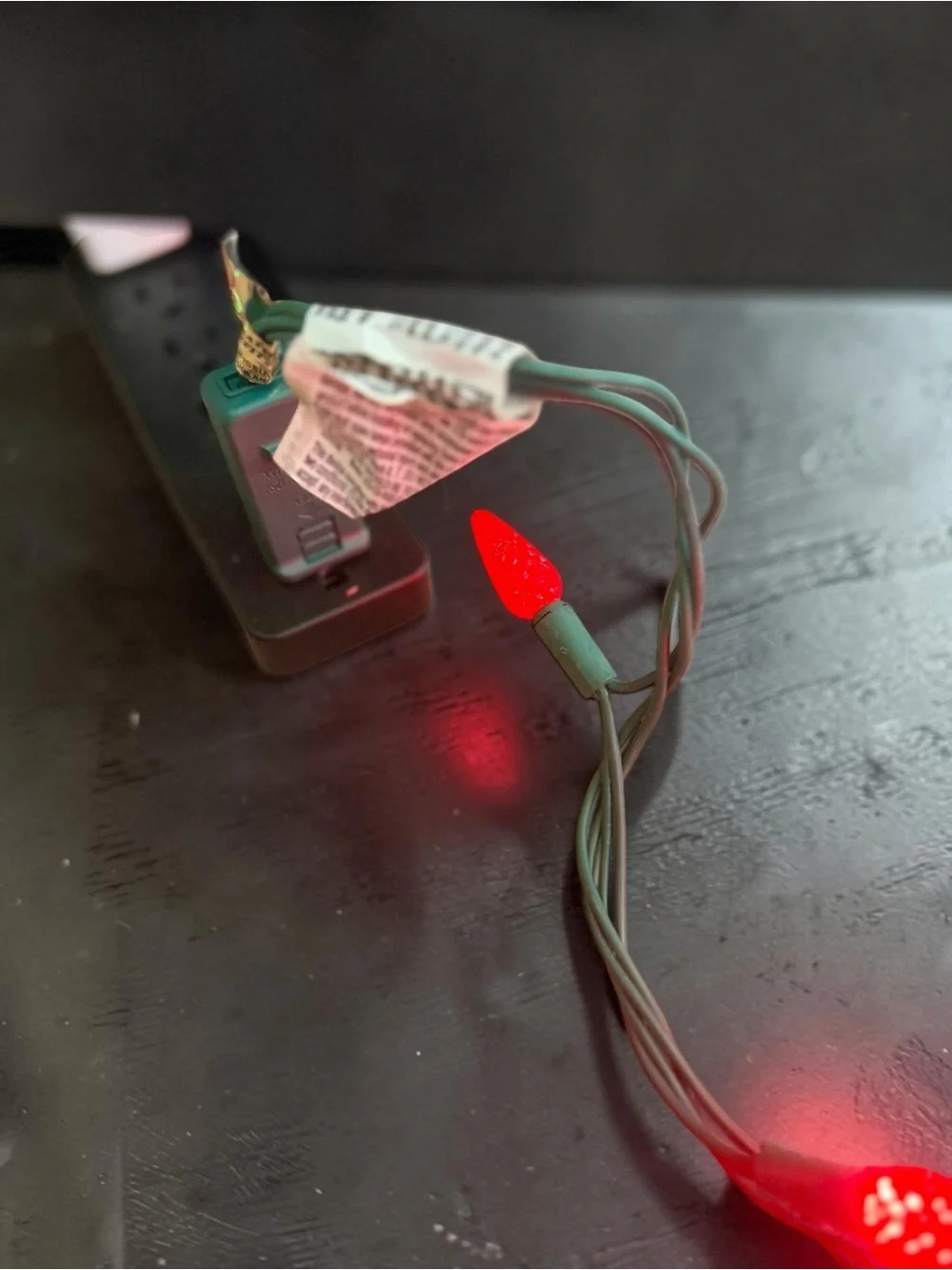 Red LED Christmas Lights String – Partial Working Strand C6 Style Bulbs Holiday